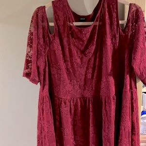 Like New Torrid Babydoll Cold Shoulder Top, Red Lace, Size 2, 3/4 Sleeve